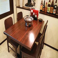 テーブル2～4名席◆会社宴会/ご家族連れ/友人同士などのご利用が多いお席です。