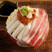 季節の逸品や全国各地の美味をお好みのお酒とご一緒に