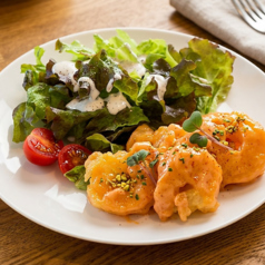 エビのチリソースがけ