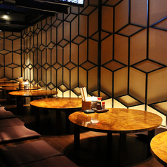 みんなでワイワイ楽しむならお座敷のちゃぶ台席！