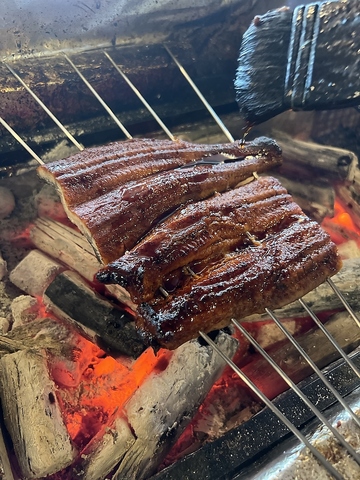 炭火焼き鰻あります【春夏秋冬の旬ものを味わうなら当店で！駅チカ、好アクセス◎】　