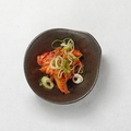 料理メニュー写真&nbsp;キムチ/オニオンスライス/あつあつえびせん