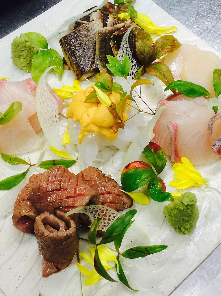 おまかせ4400円～ご予算に応じてご用意いたします。