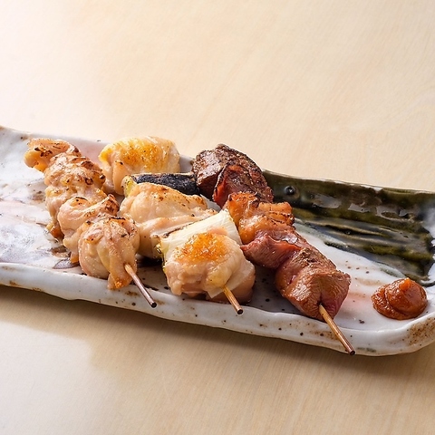 串焼きも旨い！その他唐揚げなどの人気メニューも豊富にご用意♪