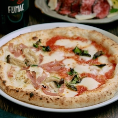 ゆったり ソファー ＆ 個室 イタリアン　ロジック 梅田店の写真2