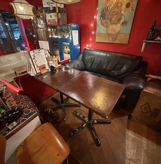 【デートや友人とのお食事に】恋人とのデート、ご友人とのお食事、女子会やママ会、同僚との飲み会や幅広いシーンでご利用いただけるソファー席をご用意しております。