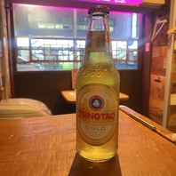 餃子との相性も抜群！本格中国茶と豊富な青島ビール