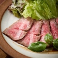 料理メニュー写真&nbsp;和牛ローストビーフ