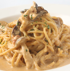 カニミソのクリームパスタ　Mサイズ