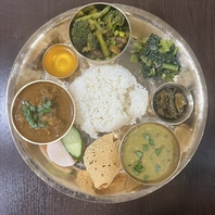 ネパールの国民食！「ダルバート」代表的な料理です。