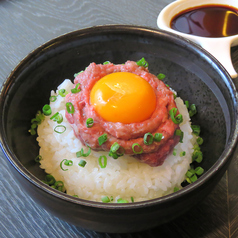 馬トロ丼　みそ汁付