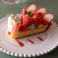 栃木県産とちあいかのいちごのタルト