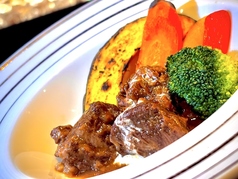 期間限定！CURIOUS春のコース【飲み放題2時間付き！】