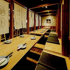 上野広小路駅徒歩1分！個室あり、半個室ありの大衆感溢れるかっこいい居心地の良い空間！