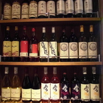 最近の北海道ワインは美味しい。北海道各地で作られてるワインを各種揃えてます。