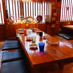 沖縄料理 ハブとマングース 高知店の雰囲気1