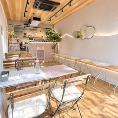 Your GURT&GRANOLA CAFE ユアグルト アンド グラノーラ カフェ 栄店の雰囲気3