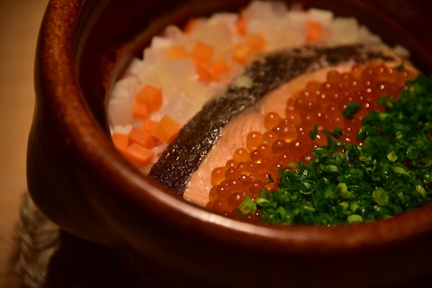 【東岡崎の隠れ家】旬を活かした料理と藁焼きの炎を五感で楽しむ大人の居酒屋
