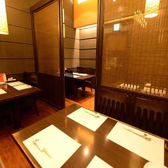 忘年会や新年会、送別会、歓迎会など、様々な宴会シーンに最適なお部屋をご用意★フロア貸切は最大18名様までご利用可能です!大人数での楽しい時間おをお過ごしいただけます◎ ご予約やお問い合わせはお早めに!特別な時間を一緒に演出しましょう♪