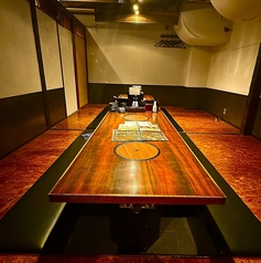 12～16名様掘りごたつ個室扉の付いた完全個室です