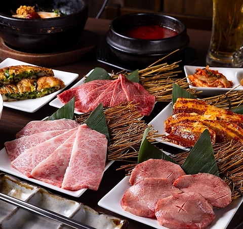 極上肉にしっかり味つけする焼肉が魅力！揉みダレは８種の味つけから選べます