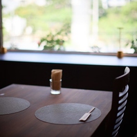 落ち着いた隠れ家で特別なデートを♪