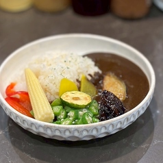 野菜たっぷりスパイスカレー