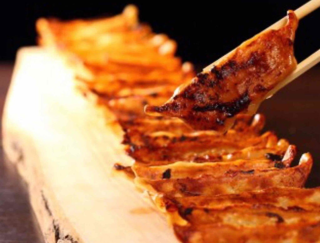 肉汁たっぷり焼餃子