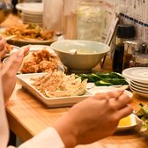 ひとくち餃子ストライク 栄総本店の雰囲気3