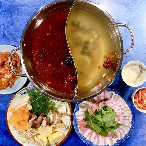 16時OPEN！町中華を再編集。皮から手作り餃子と王道中華で明るいうちから一杯！