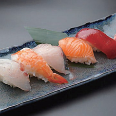 寿司5貫盛り合わせ【Assorted Sushi (5 Pieces)】