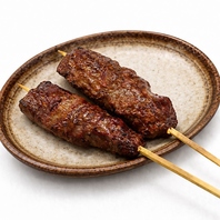 ◆炭火で焼き上げる絶品串焼き！
