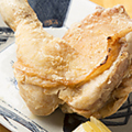 料理メニュー写真&nbsp;骨付きもも1本　ごちそう塩唐揚げ