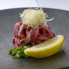 レアステーキユッケ風