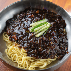 ジャジャン麺