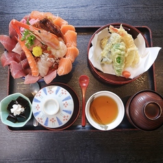 まぐろ&サーモンスペシャル海鮮丼定食