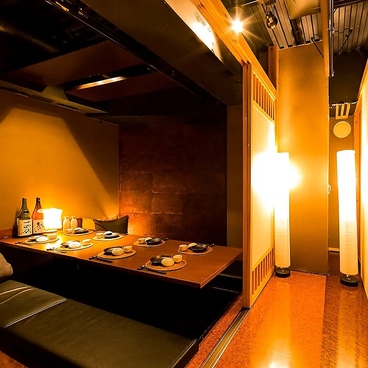 個室居酒屋 焼き鳥 もつ鍋 水炊き 縁や-enya-小倉駅前店の雰囲気1