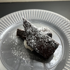 トルタ・ディ・チョコラート〔ガトーショコラ〕