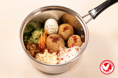 復活の手作りポテトサラダ (ゆで卵あり)