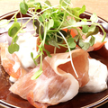 料理メニュー写真&nbsp;桃と生ハムのマスカルポーネ酒粕和え