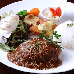 週替わりで楽しめるランチプレートをご用意！