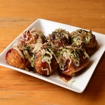 アツアツのたこ焼きをみんなでワイワイ楽しもう♪熱々の美味しさが人気の一品！