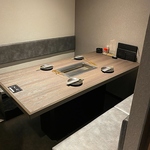 全席半個室または個室で落ち着きある空間が魅力の店舗。