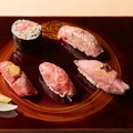 料理メニュー写真 肉寿司5貫セット