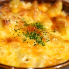 きのことベーコンのチーズグラタン