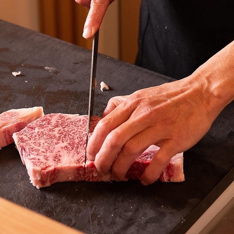 肉割烹料理を堪能◎ランチ営業もしておりますので気軽にお立ち寄りください。