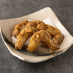 毛沢東スパイス手羽先 5本