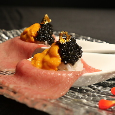 ふらの和牛うにく~雲丹とキャビア添え(2個)