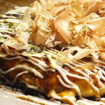 【関西風お好み焼き】大阪の松原ソース。蟹と鰹節の混合出汁を使用。