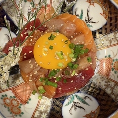 海鮮ユッケ